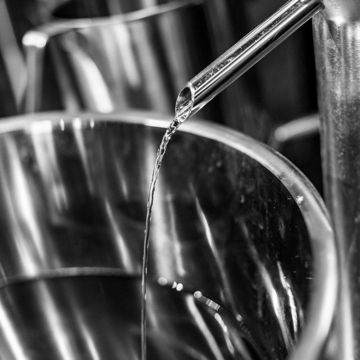 YO ? Au Mans, une distillerie crée… une eau-de-vie de rillettes