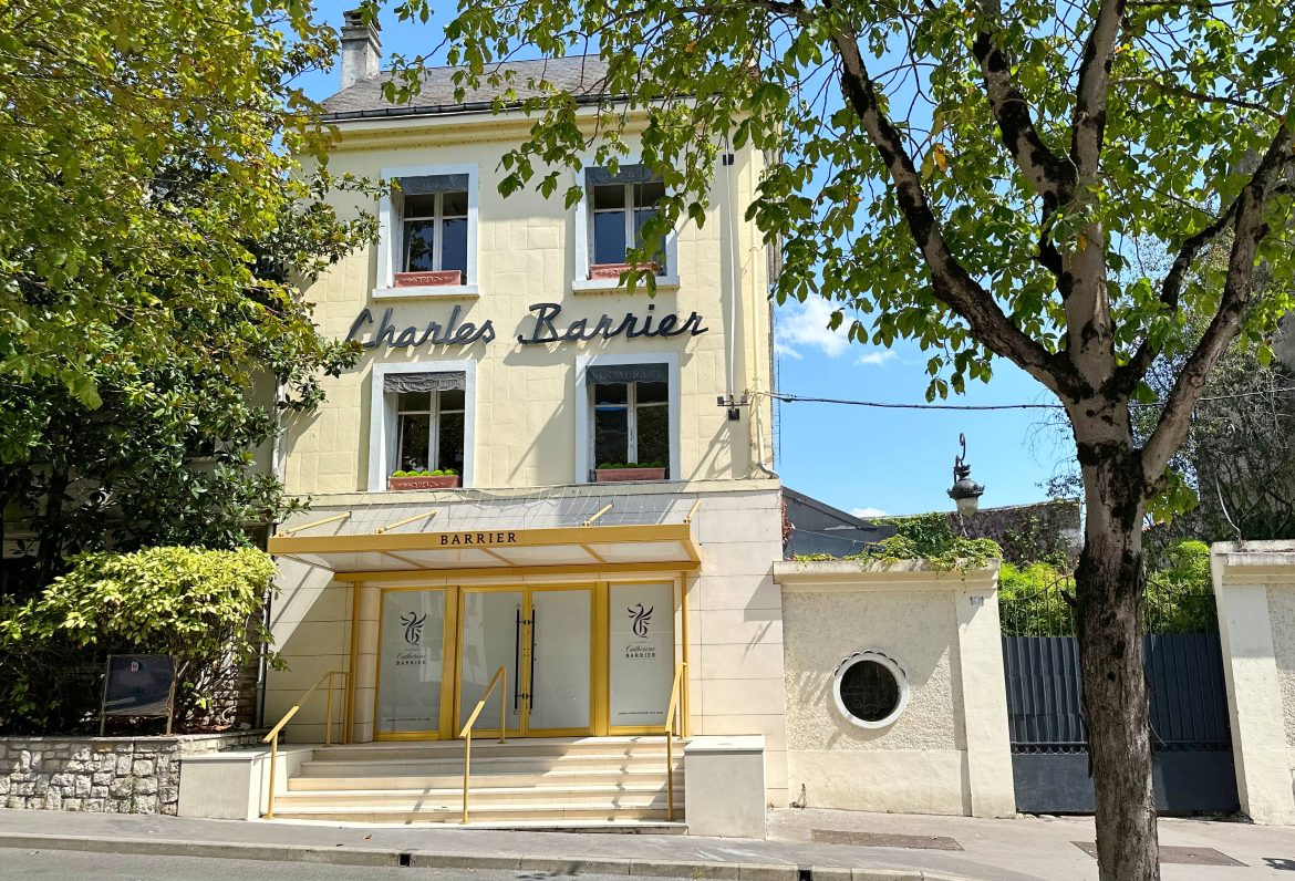 YO ? Le restaurant de Charles Barrier, 3 étoiles Michelin, va ouvrir ses archives aux lycées hôteliers