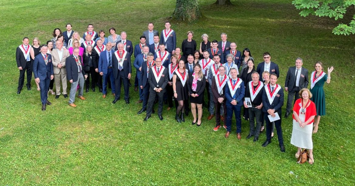 YO ? Suisse : L&rsquo;ASMH souhaite « lancer un dîner-spectacle avec 60 techniques de salle différentes »