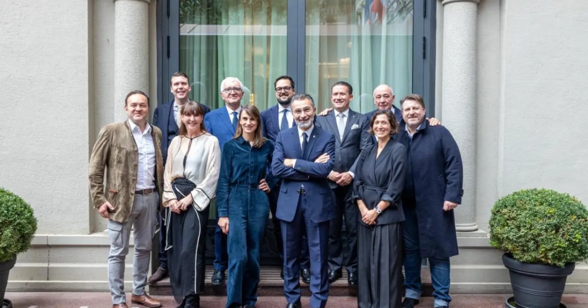 YO ? Congrès Les Grandes Tables du Monde 2024 : réélection de David Sinapian, nouveau bureau, lancement d’Itinéraire…