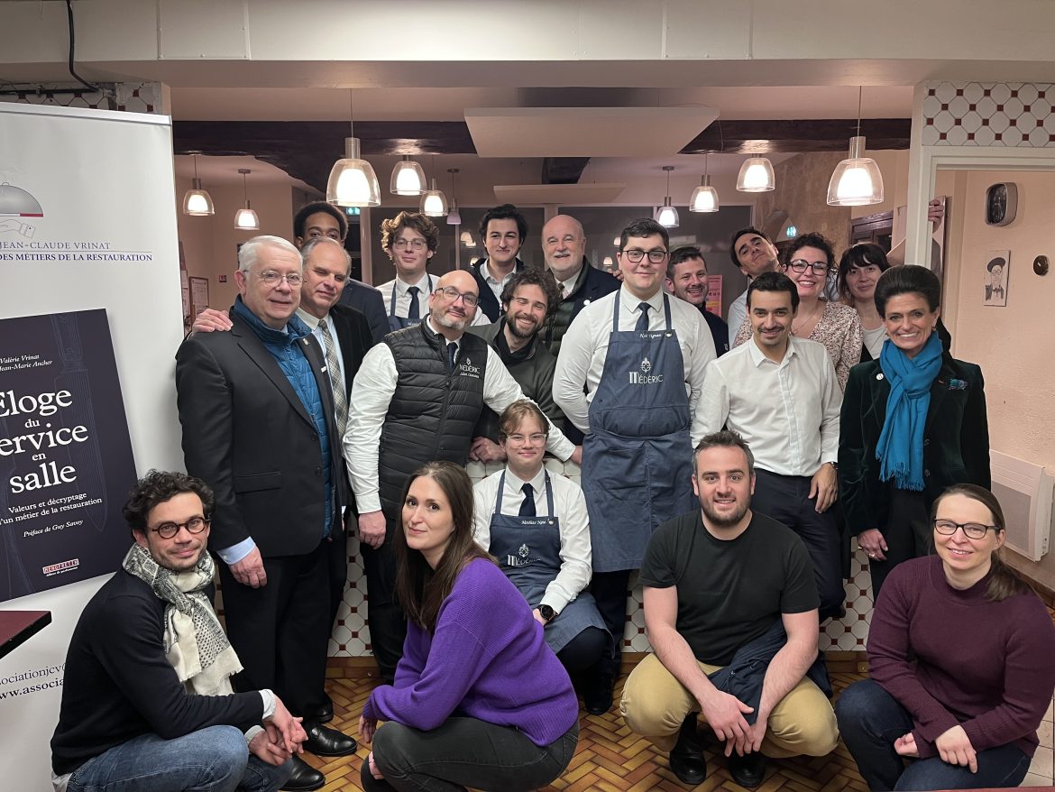 YO ? Restos du Coeur : l&rsquo;association Jean-Claude Vrinat s&rsquo;associe aux Bouffons de la Cuisine