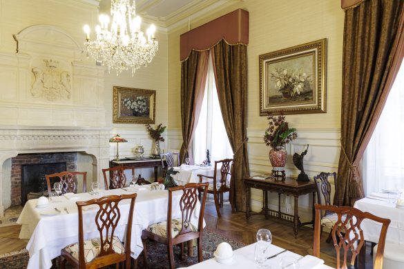 Chateau-des-Tesniere Responsable de salle / chef sommelier (H/F) – Mosaic, Château des Tesnières à Torcé